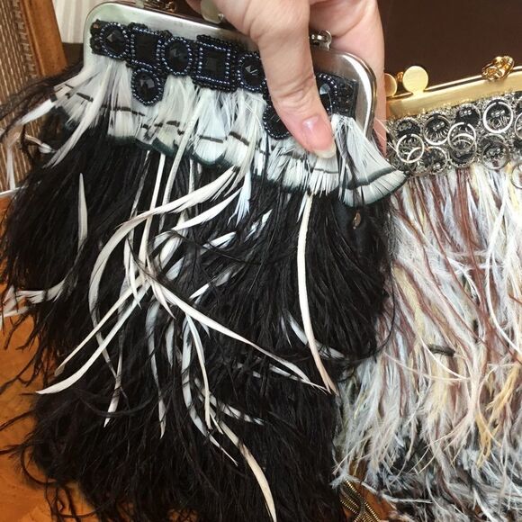 MOO ROO Black n White Feathered Purse - Picture 10 of 14
